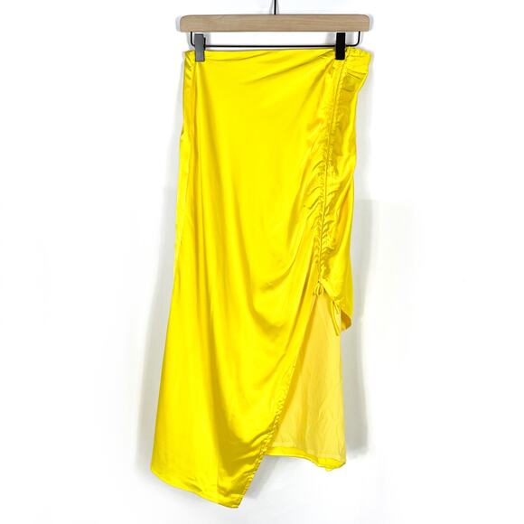 Superdown Kristy Ruched Midi Skirt Yellow Satin Front Slit High Rise Sz S - Picture 4 of 10